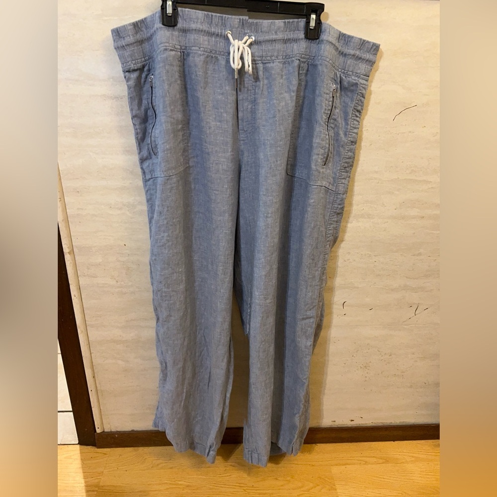 Athleta Cabo Linen Wide Leg Pants Chambray Color 100% Linen